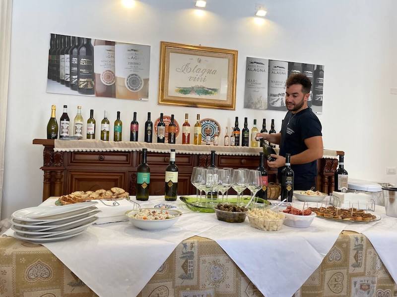 Wine tasting at Vini Alagna.